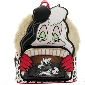 Loungefly NWT Cruella De Vil 101 Dalmatians Scene